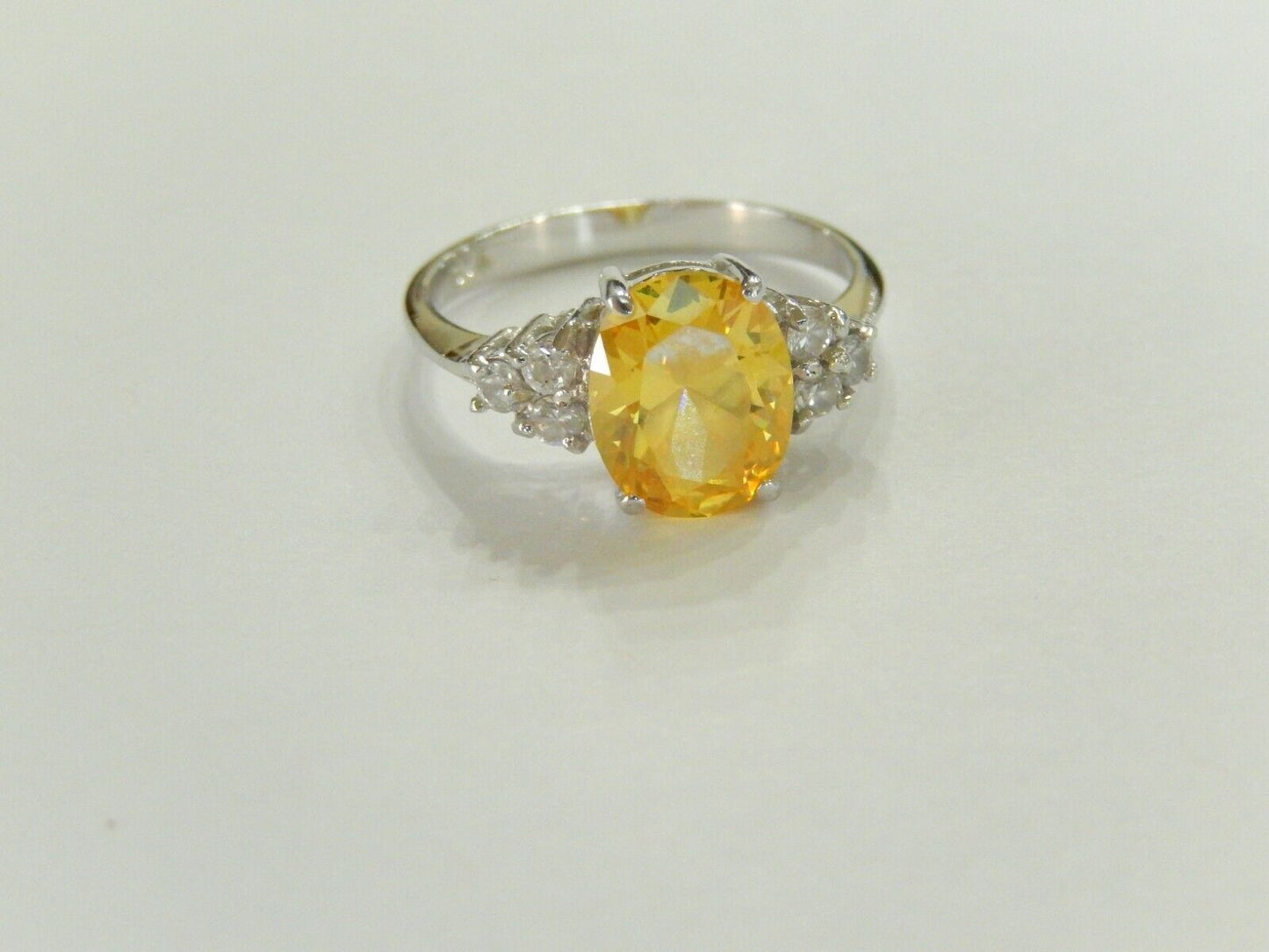 *VINTAGE*  Sterling Silver 3.50 CT Citrine & CZ Solitaire Ring Size 8.5