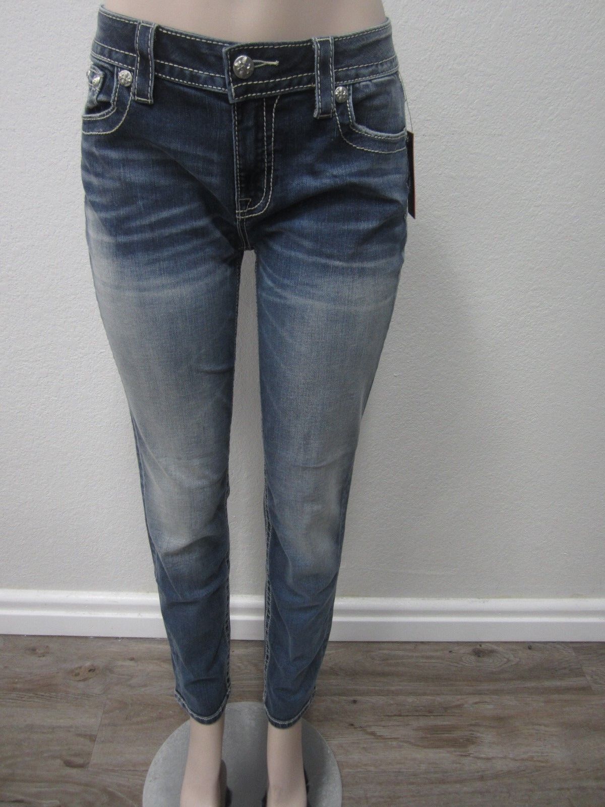 NWT Miss Me Mid Rise Medium Wash Embroidered Wings Skinny Denim MP8931S  W28XL30