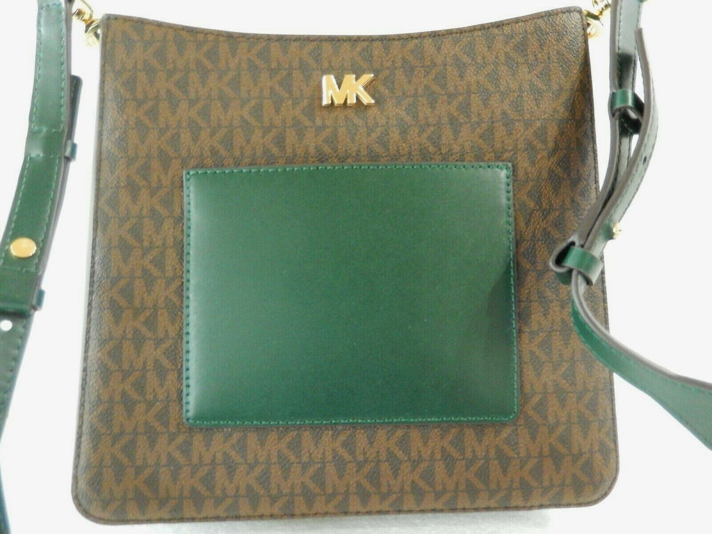 NWT $248 Michael Kors Gloria Signature Racing Green Pocket Swingpack Crossbody