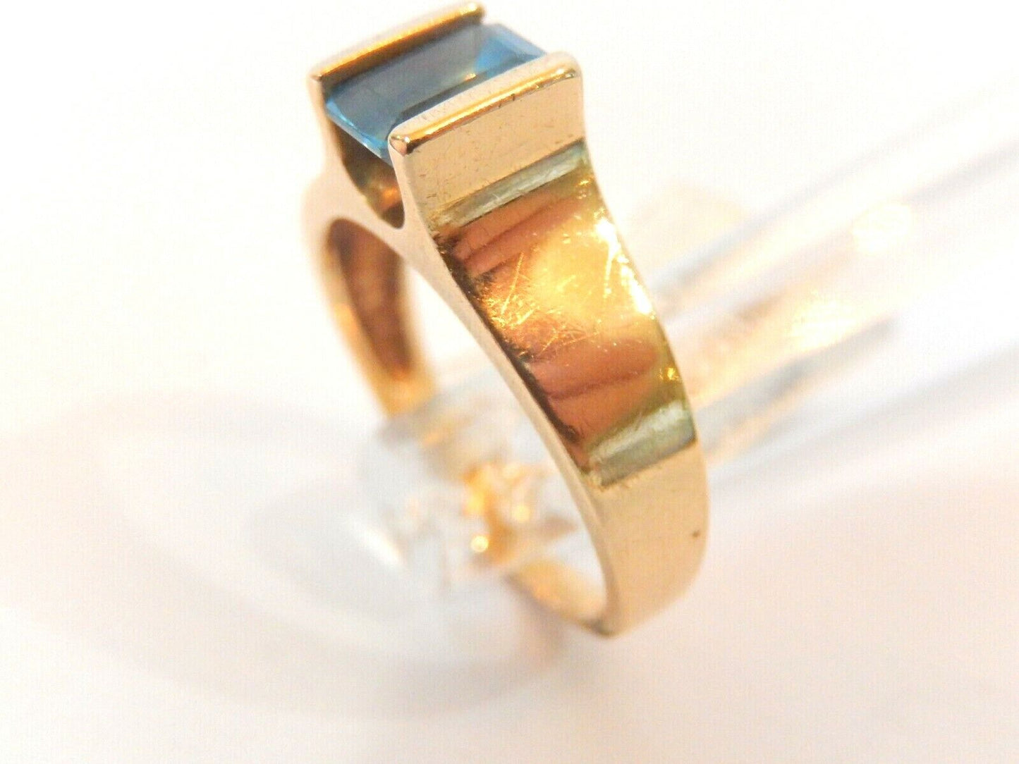 Ladies 10k Yellow Gold Emerald Cut Swiss Blue Topaz Ring Sz 8.5
