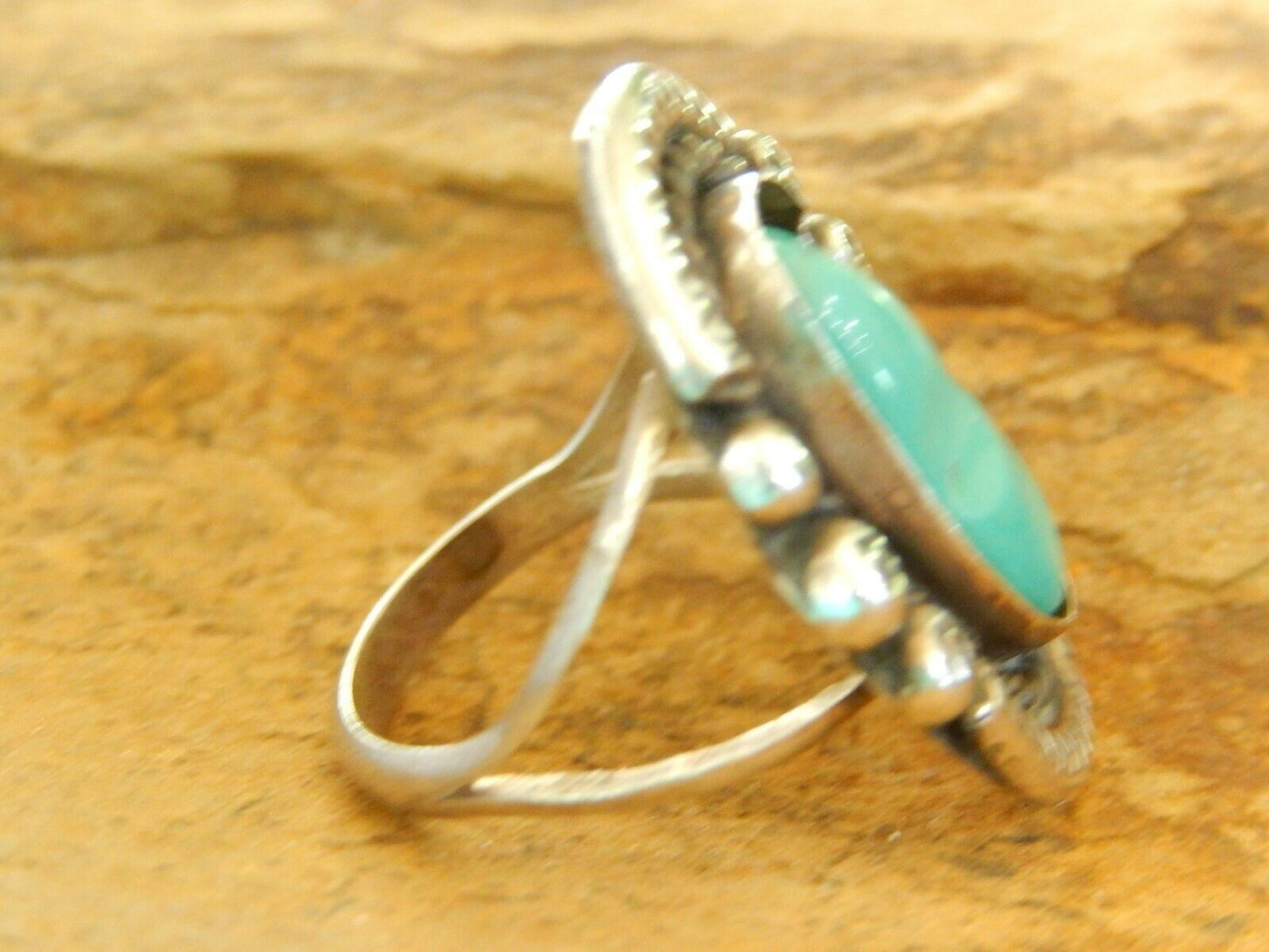 *VINTAGE*  LARGE  Native Amer. Sterling Silver Turquoise Ring Size 8