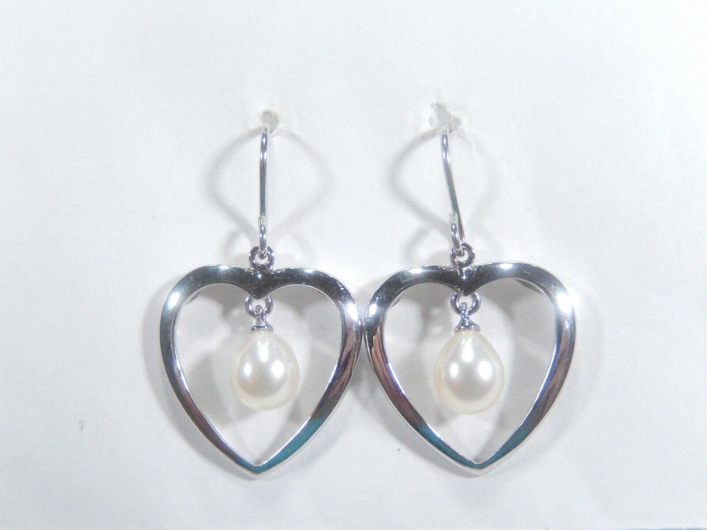*VINTAGE*   "W2H"  Sterling Silver AAA Pearl Heart  Earrings