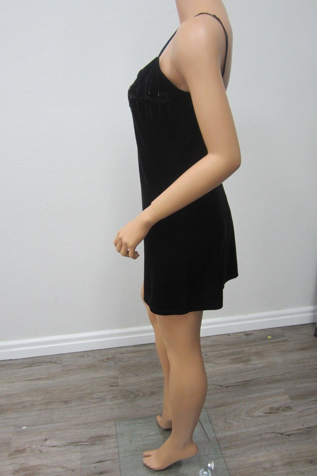 VERY NICE Victoria Secret Black Velvet Beaded Party  Dress Sleeveless Size Small