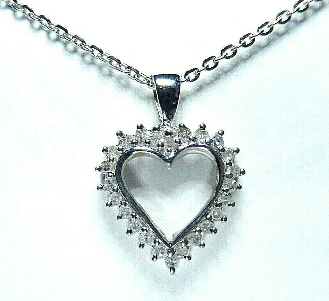 *NEW*   14k White Gold 1/4CT 25 Natural Diamond Heart Pendant w/ 18" Chain