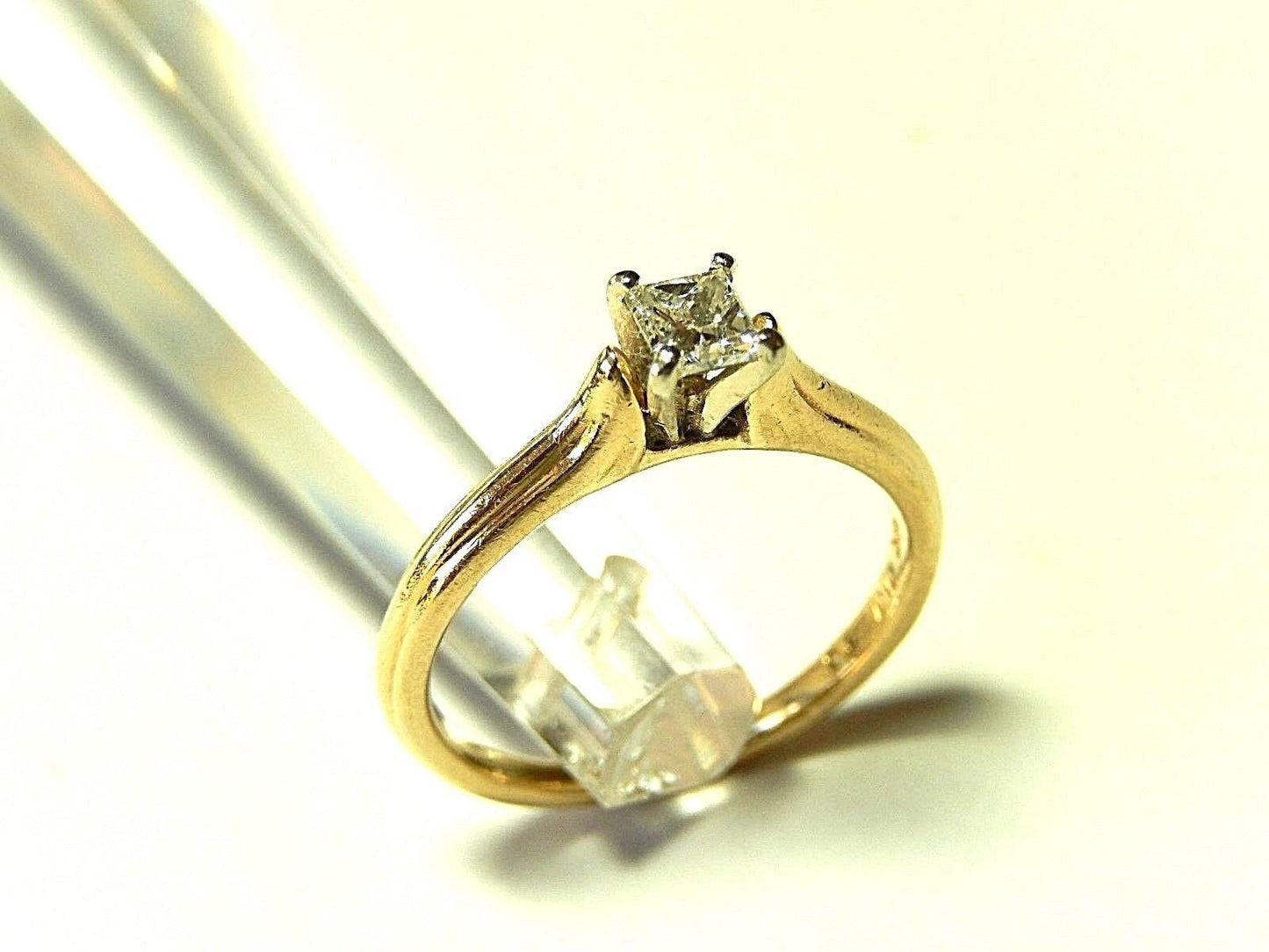 14 K Yellow Gold 1/4 CT VVS Princess Cut White Diamond Solitaire Engagement Ring