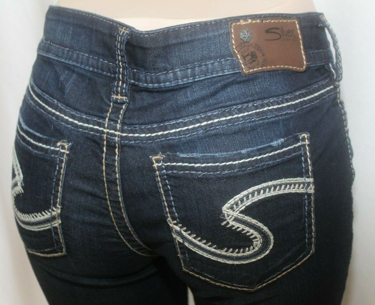 *NWOT* Silver Jean Women's Suki Bootcut Jean, Indigo Size W29 x L34