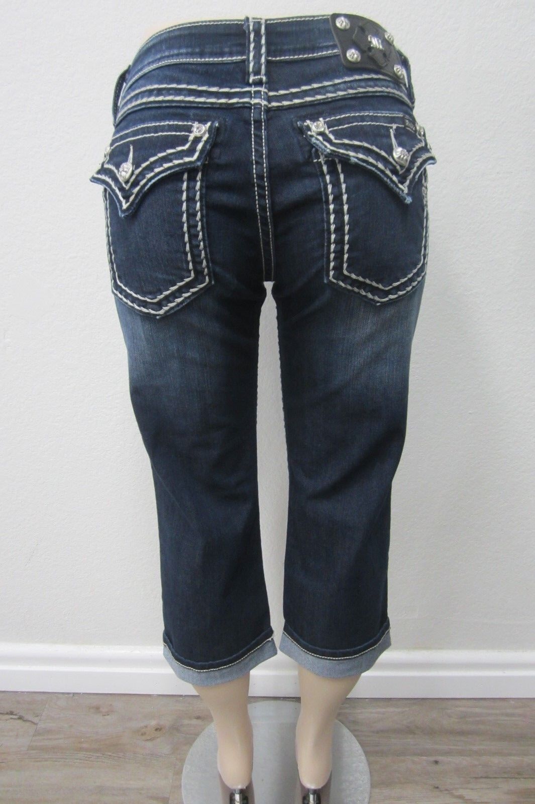 NWT Miss Me Women's Cuffed Capri Shorts Jeans JY5014P58 DK BLU Size 28 x 22