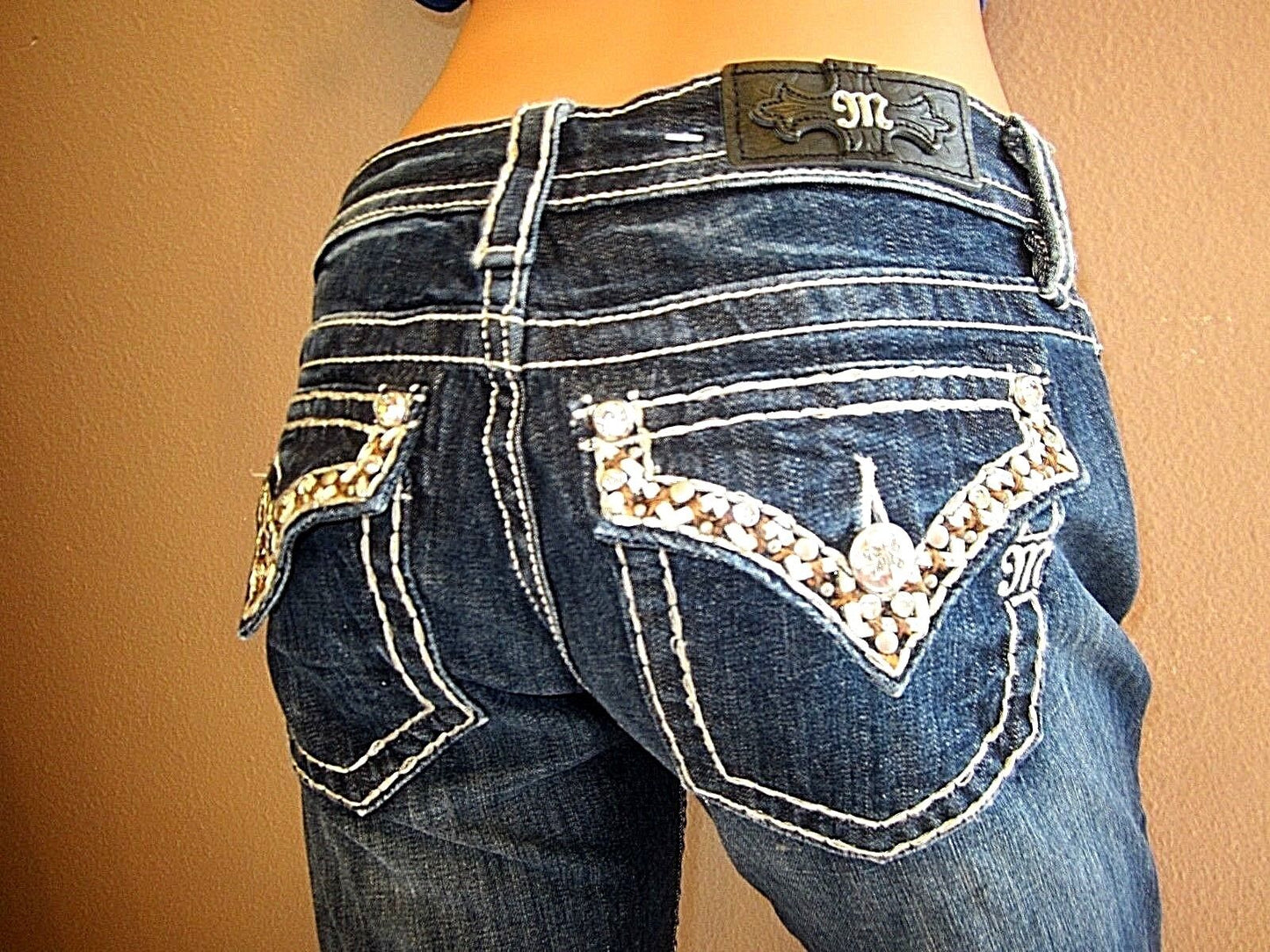 NWT- MISS ME  Embellished Signature Boot Cut Stretch Jeans 27 x 34 NWT