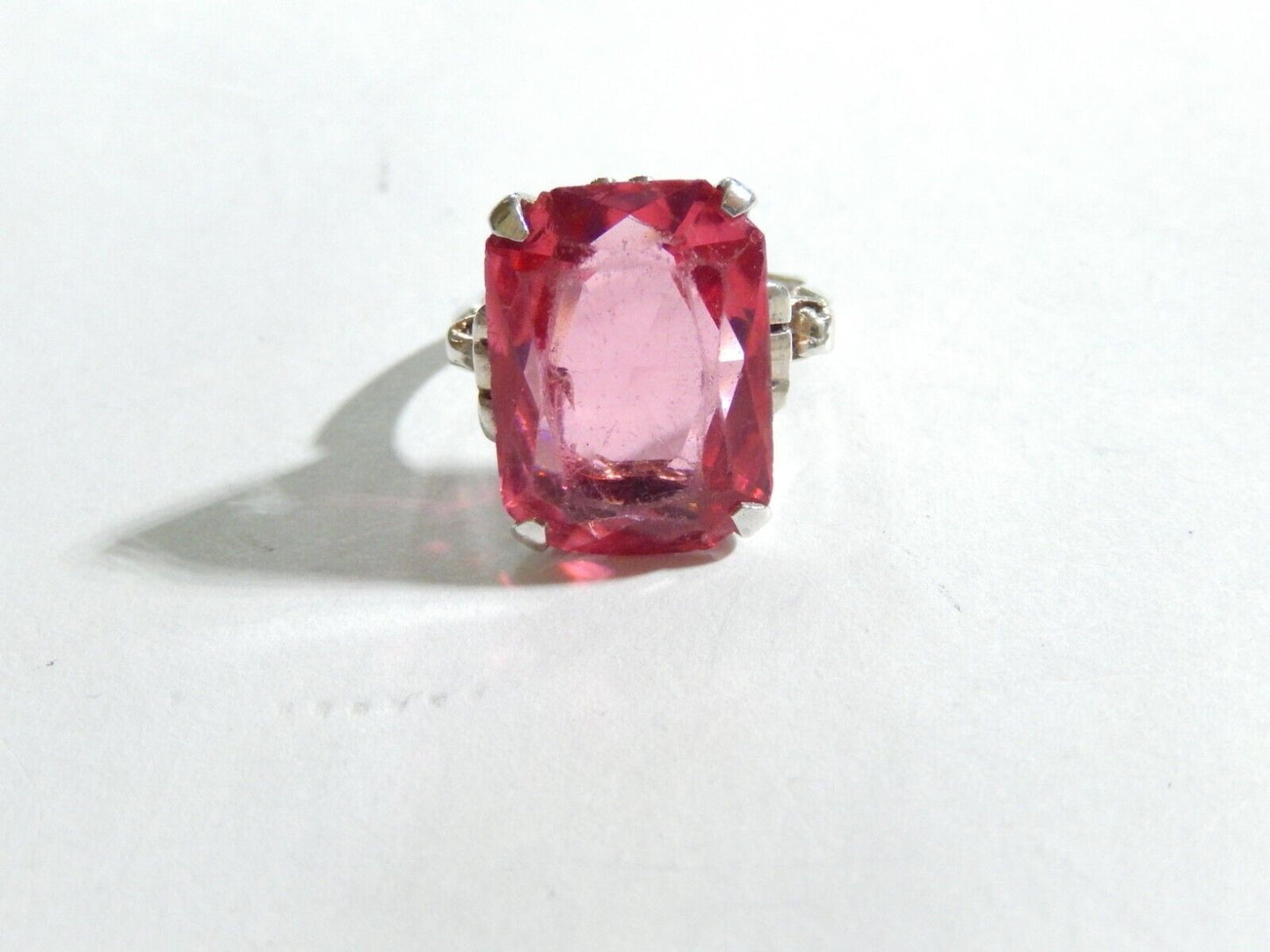 *VINTAGE* Sterling Silver 18mm x 13mm -20CT-Ruby Simulated Solitaire Ring Sz6.25