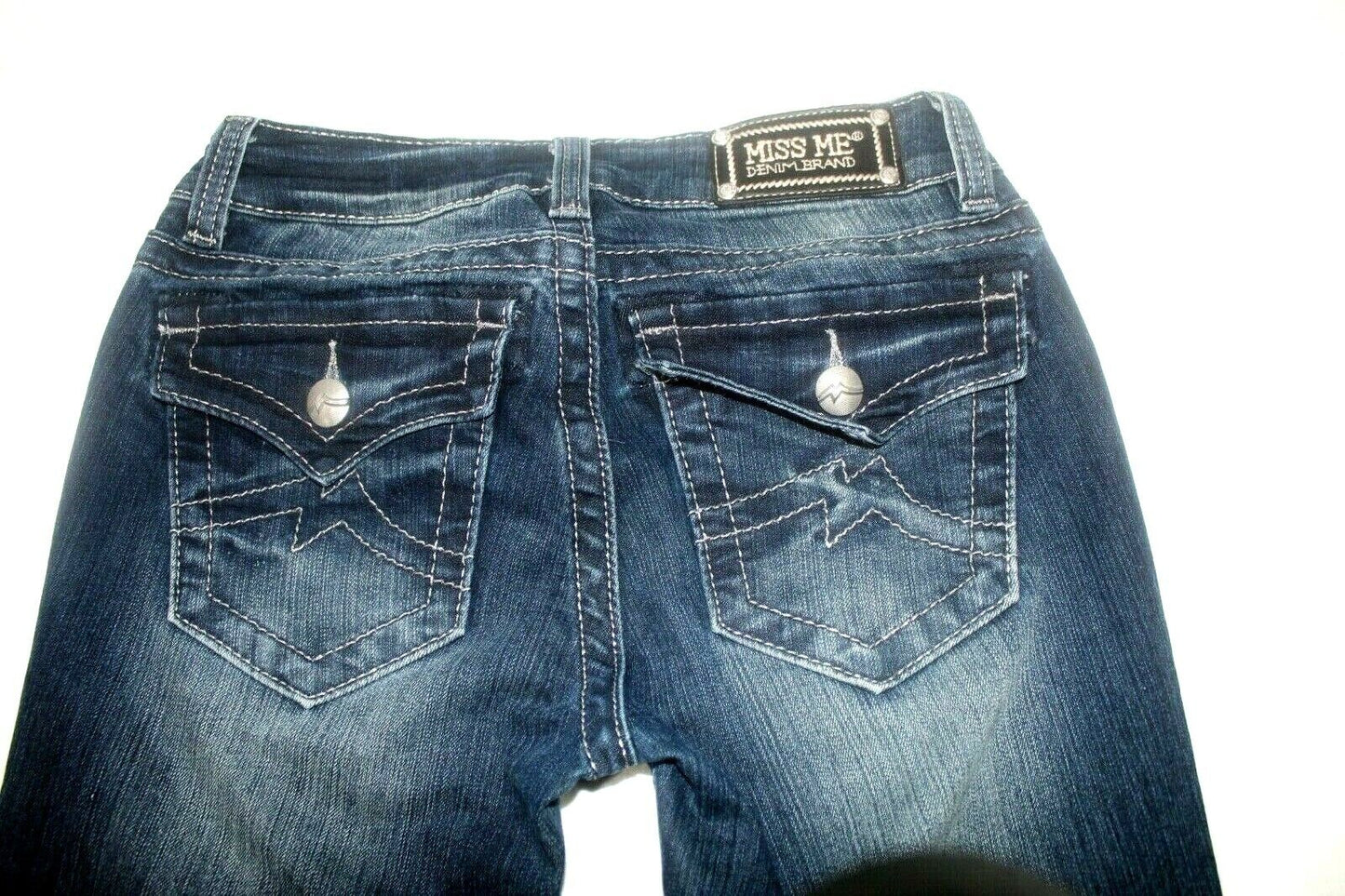 *MINT*  Miss Me Jeans Size 26X34 (Long) Mid-rise Boot Cut Style MD1001B21