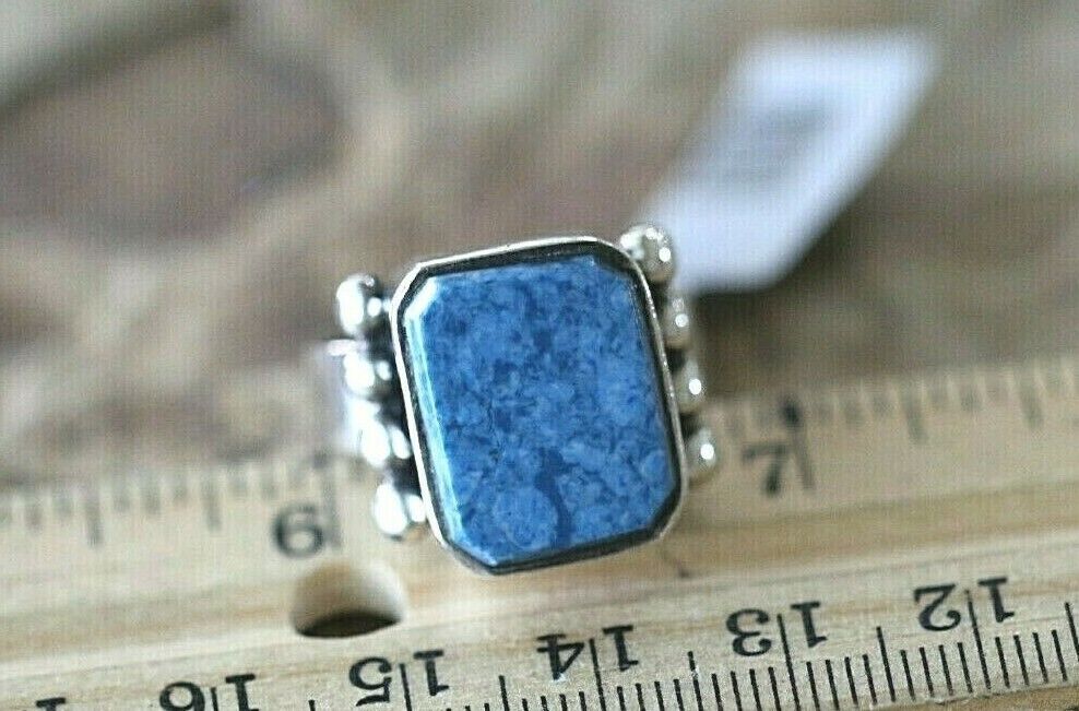 *VINTAGE*  Native Navajo Sterling Silver Blue Denim LAPIS Ring Size 9