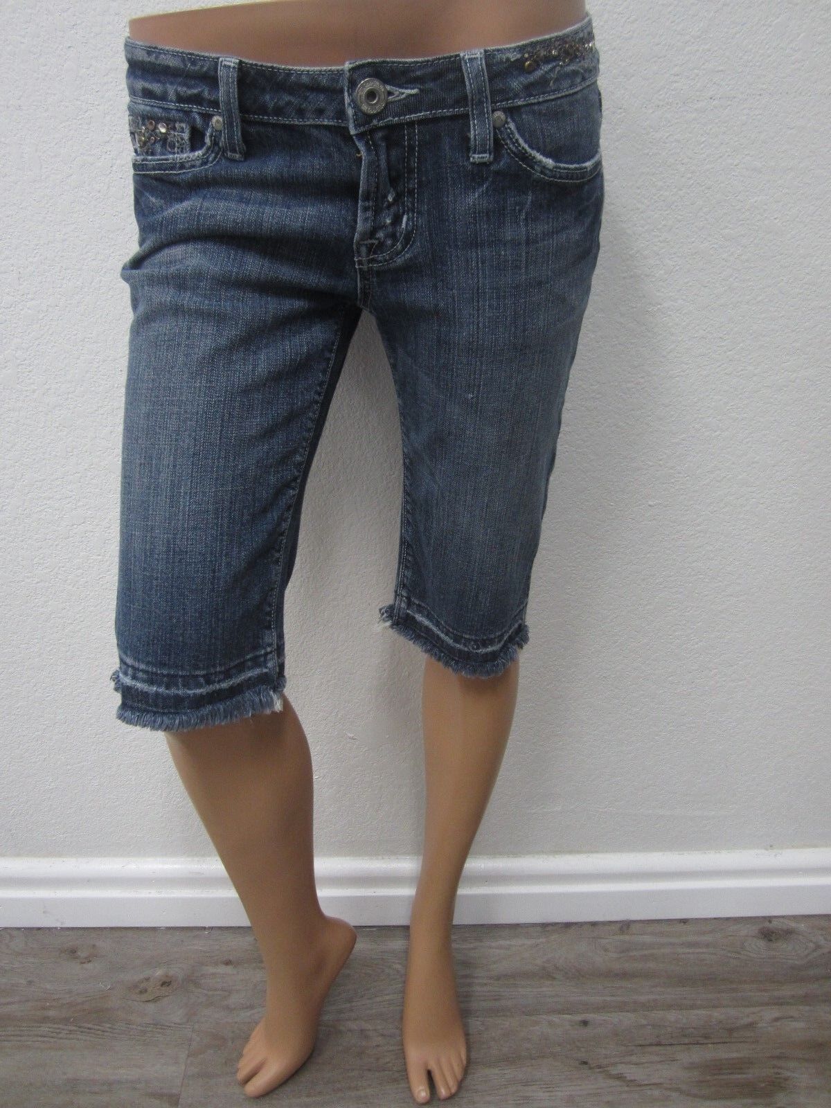 NICE MISS ME Cropped Capri Medium Blue Fringe Hems Size W27 x L12