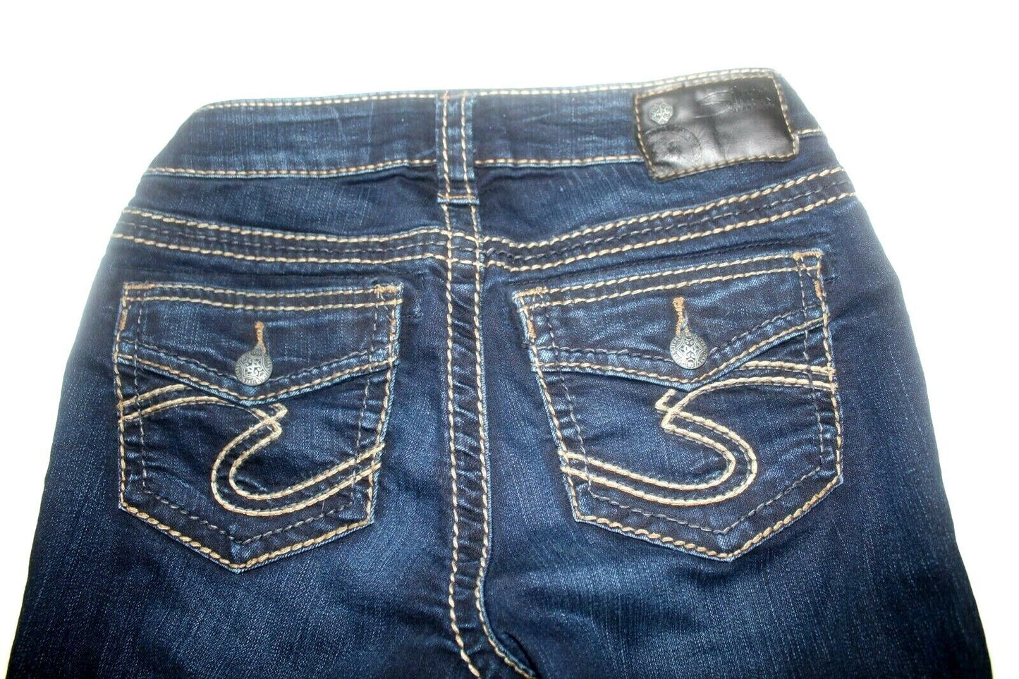 Silver Women's Dark Blue Jeans Size 24 x 31 Suki Supper Skinny...VERY CUTE