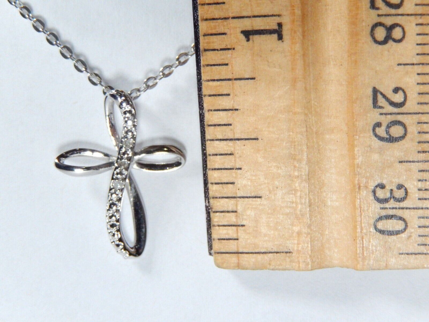 *NWT*  10K White Gold Diamond Cross Pendant With 18" Chain