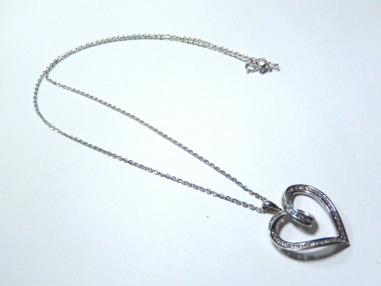 *VINTAGE*  10k Whie Gold .50CT 50 Round Natural Diamond Pendant w/18" Chain