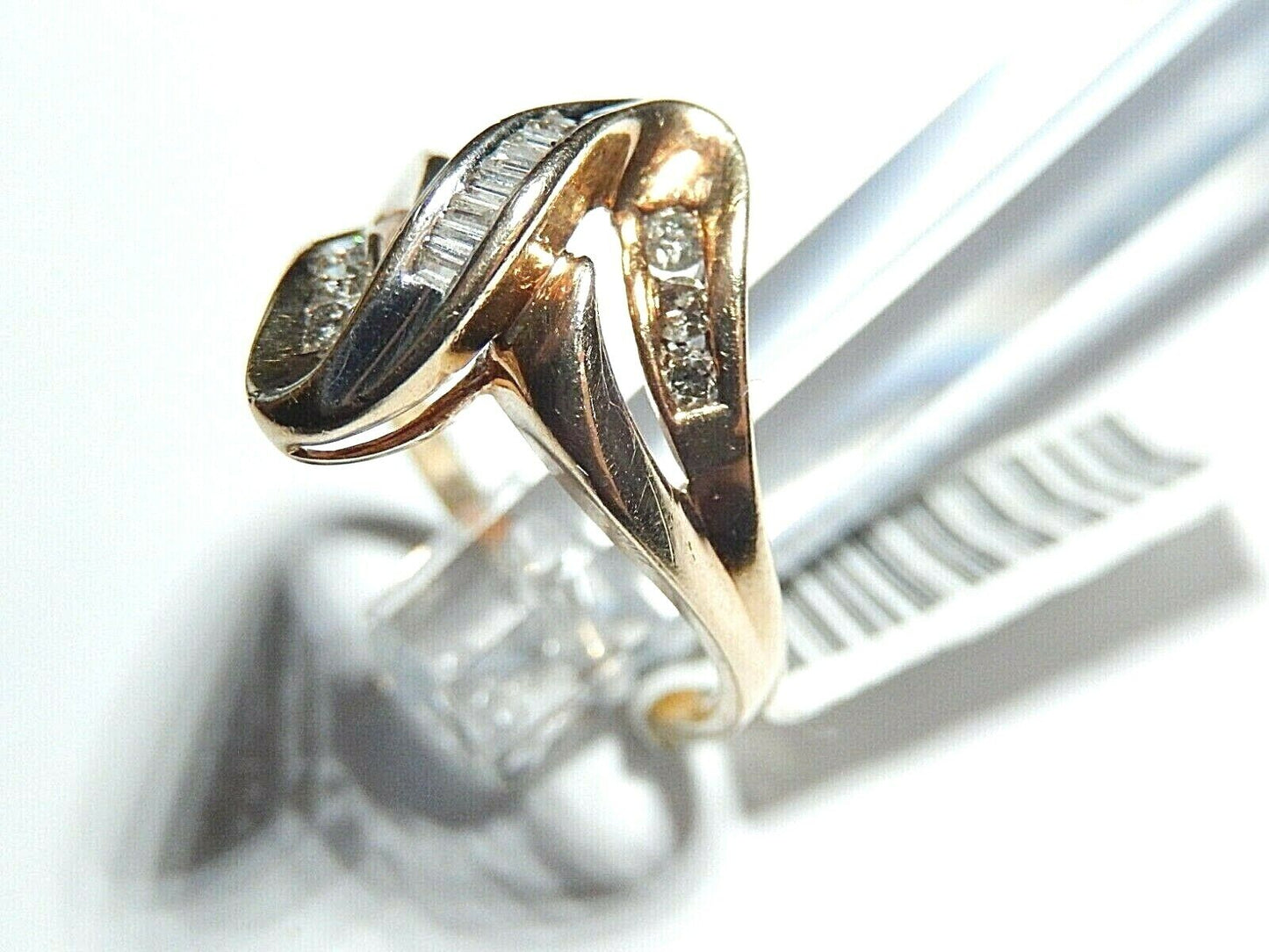 VINTAGE* 10K Yellow Gold Round & Baguette Diamond Bypass Cocktail Ring Size 7.25