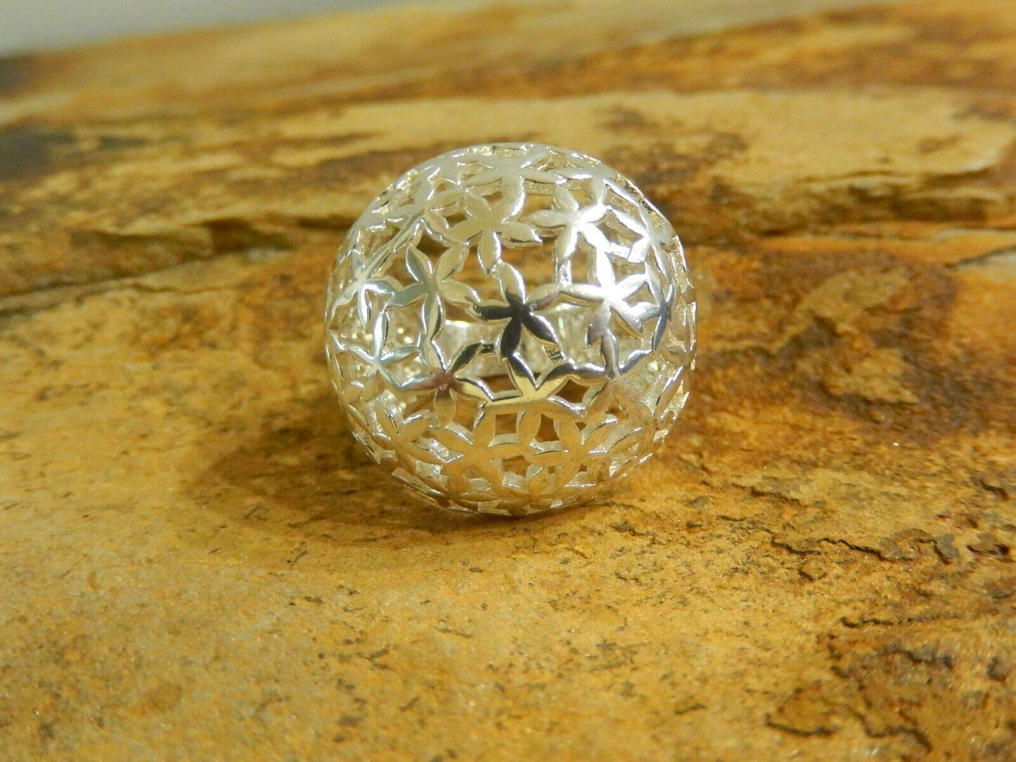 Vintage Stunning Large Solid Sterling Silver Dome Filigree Ring Size 6.5