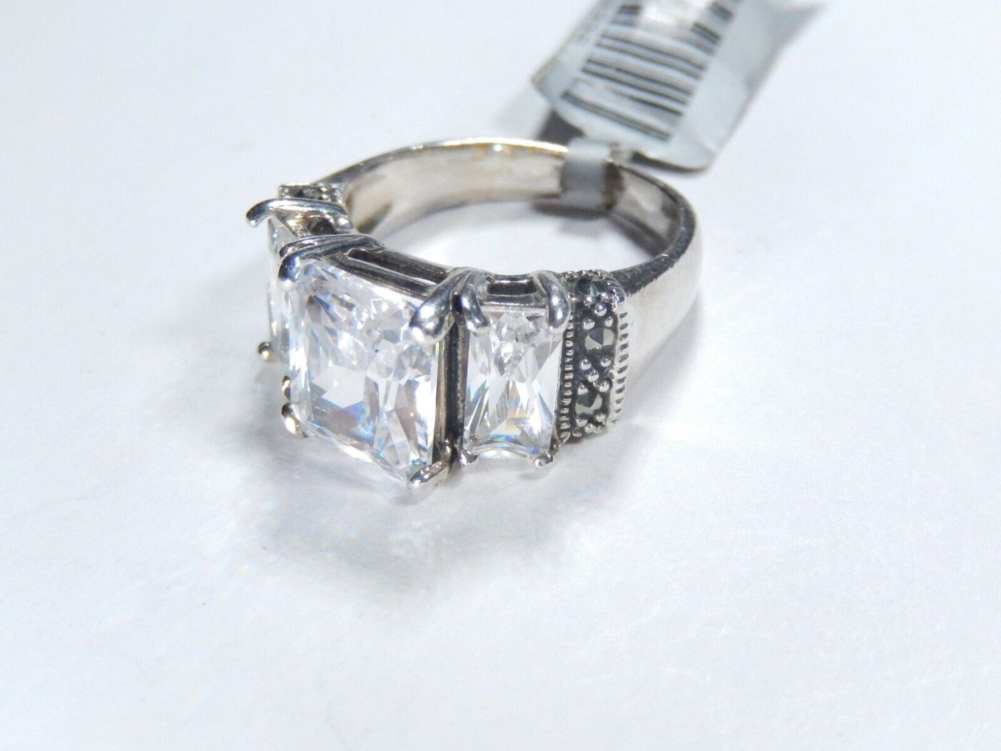 STERLING SILVER 5.00CT EMERALD CUT CZ ARTISIAN BEAD BAND 3 STONE RING Sz 5.75