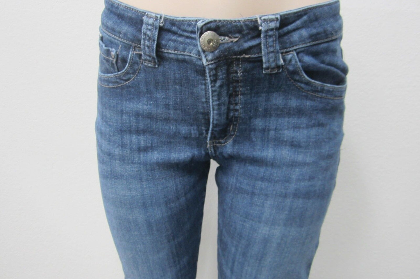 Lee Slender Secret Jeans  Stretch Button Studs Pocket Lower on Waist Sz 6M x 31L