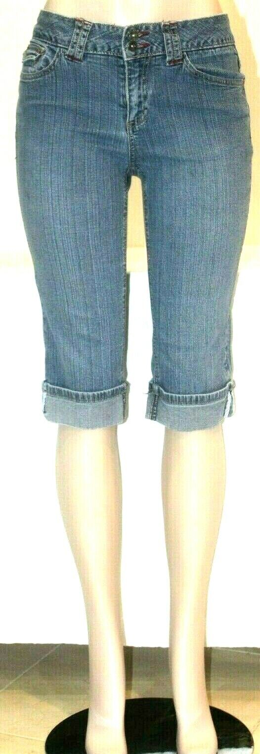 St John’s Bay Women’s Capri Stretch Denim Jeans Size 6 Petite