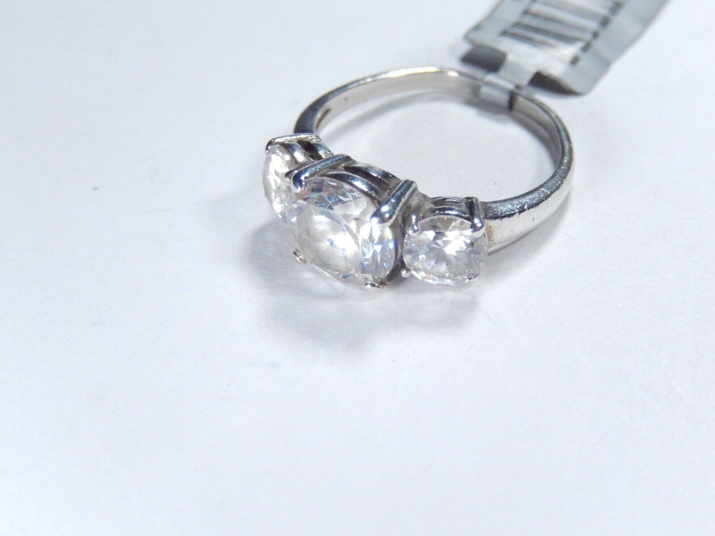 *VINTAGE*   Sterling Silver Three Stone 3.00 CT Cubic Zirconia CZ Ring Size 6.75