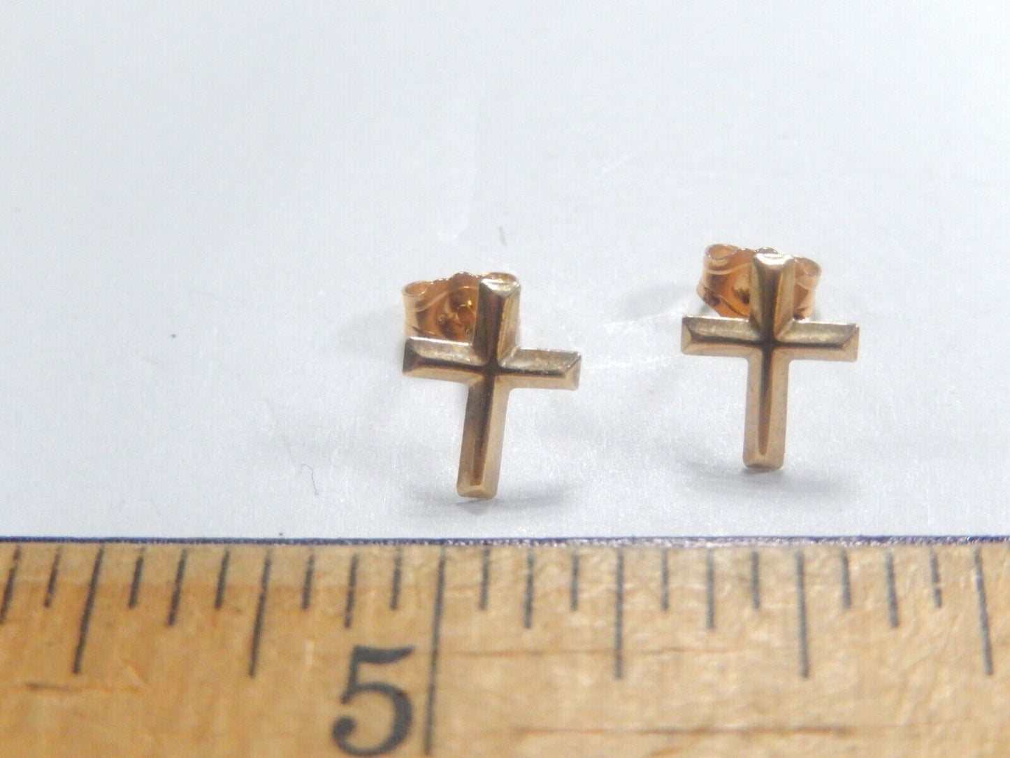 14K Yellow Gold Religious Cross Stud Post Earrings Ear Studs