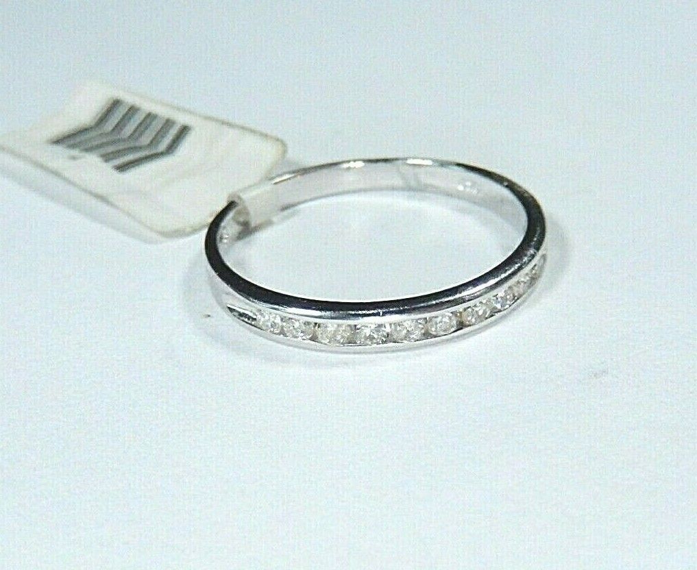 *NWT*  10K White Gold .25CT Diamond Ring Engagement  Wedding Band Size 7.5