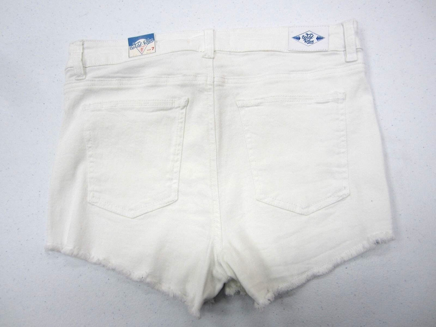 NWT Wild Blue LYCRA Sadie Robertson Girls Shorts White Denim Jeans Buttonfly Sz7