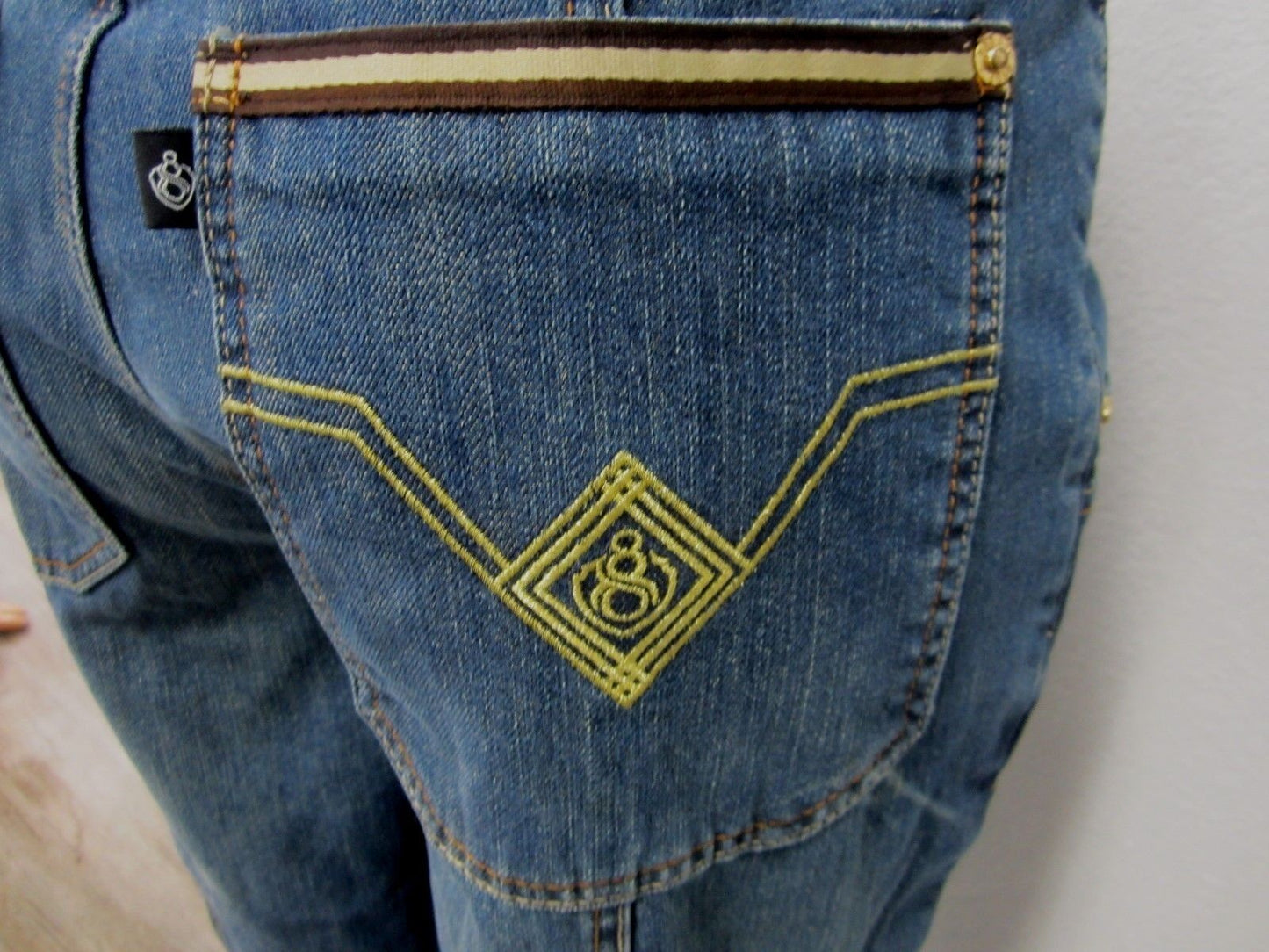 VERY NICE Eight732 Distressed Gold Stitch Embroidered Men's Jeans Size W34 x L33