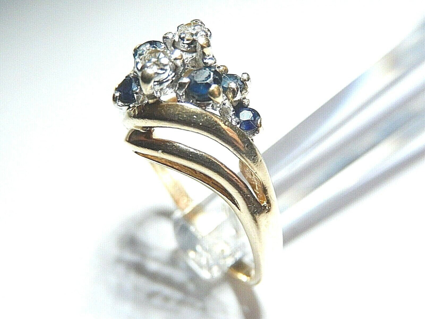 *VINTAGE* 14k Yellow Gold Sapphire & Diamond Cluster Ladies Ring Size 7