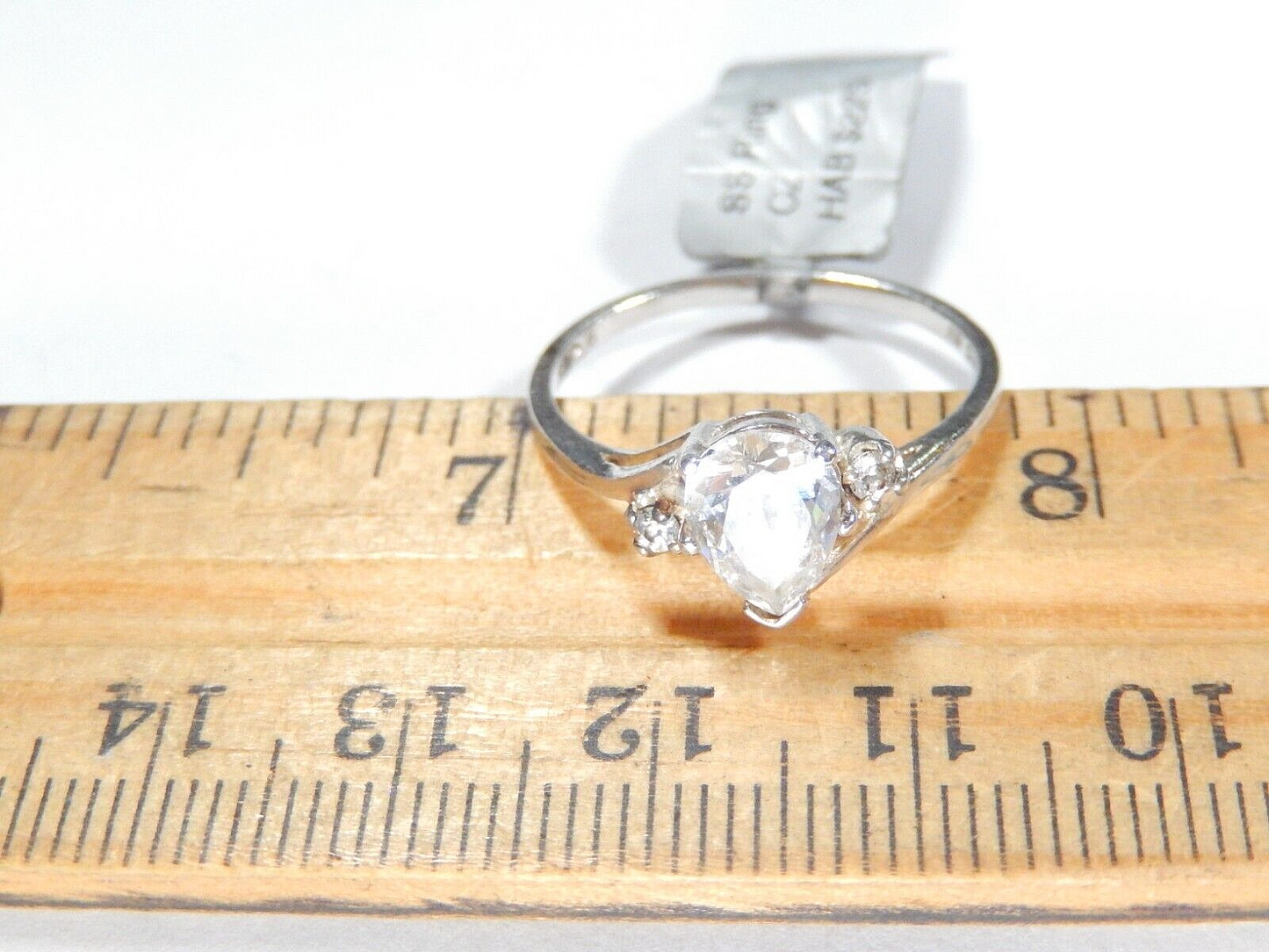 *VINTAGE*  Sterling Silver 1.00 CT Pear CZ Solitaire With Accent Stones Sz 8.75