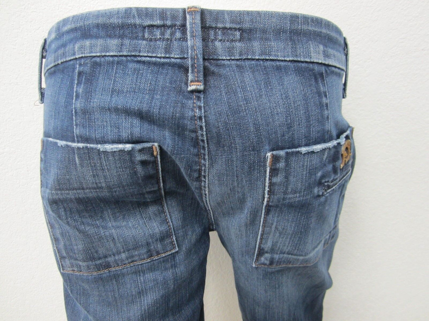 VERY NICE Joes Jeans Bermuda Shorts Women's Dark/Medium Wash W27 x L16