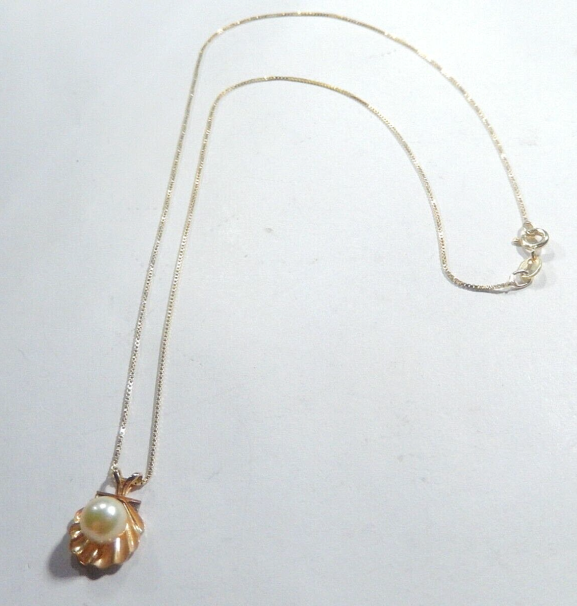 14k Yellow Gold Freshwater 6.5mm Cultured Pearl Clam Shell Necklace w/18" chain