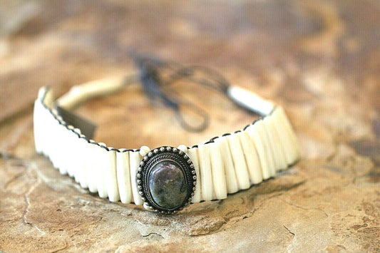 *VINTAGE*  Native American Sterling Silver Agate & Bovine Bone Chocker Necklace