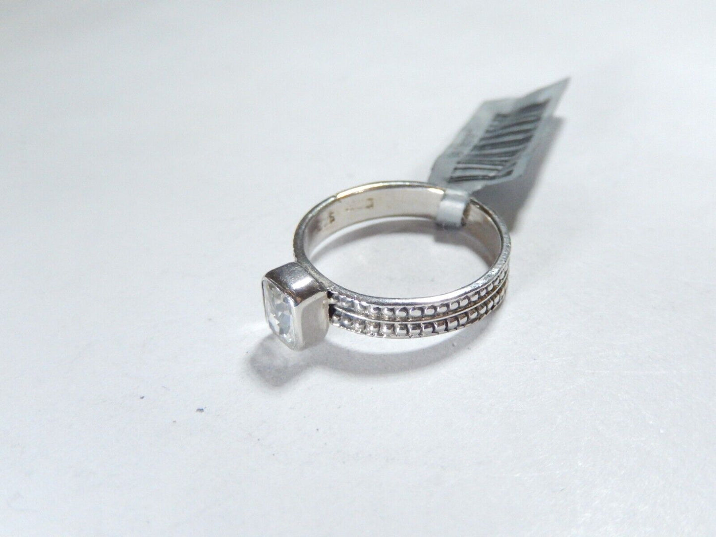 *VINTAGE**  .75 CT Emerald CZ SOLITAIRE STERLING SILVER BEADED BAND RING SZ 7.75
