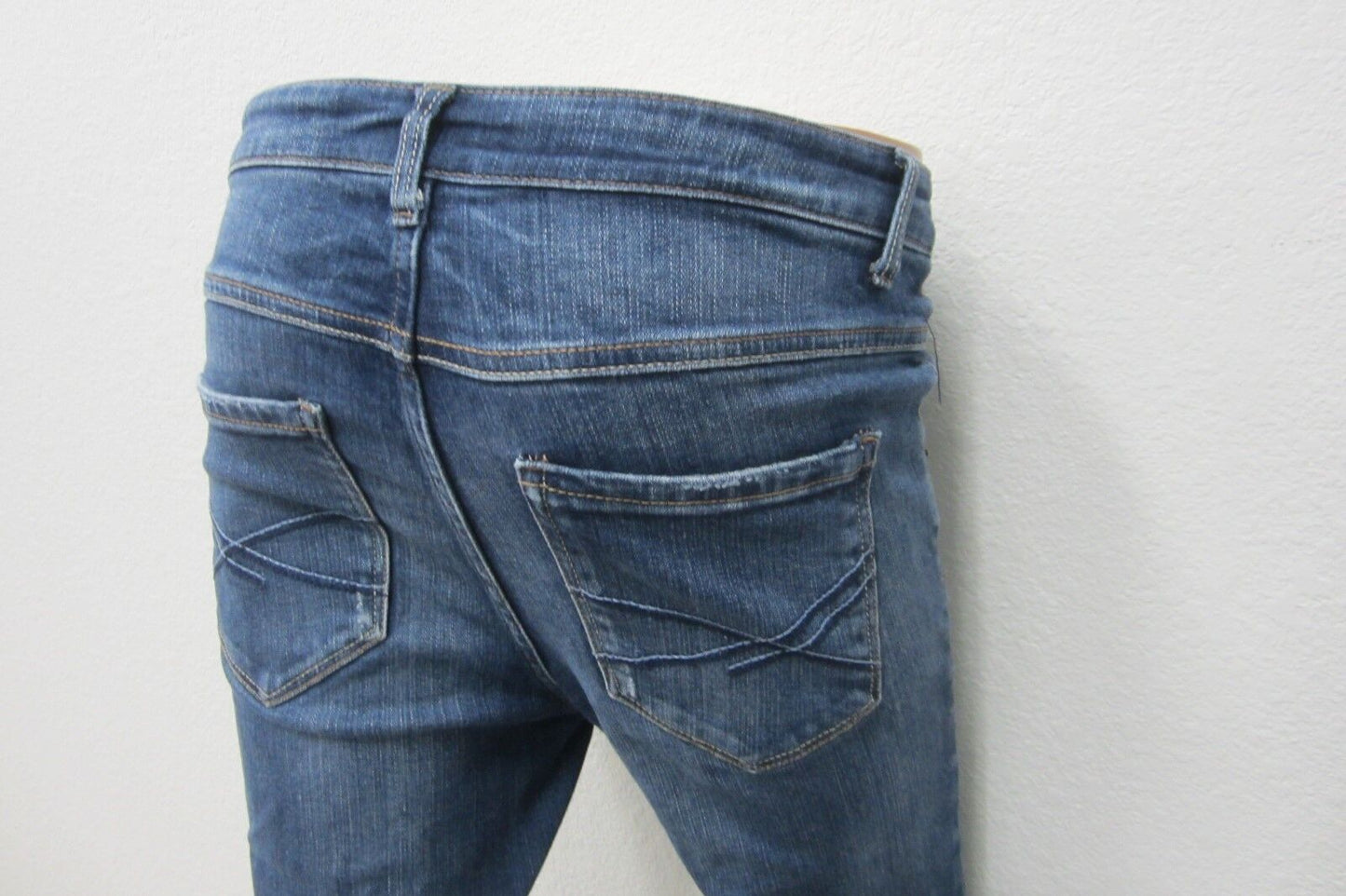 Aeropostale Bree Skinny Jeans High Rise Cropped Jegging Distressed Women's Sz 4