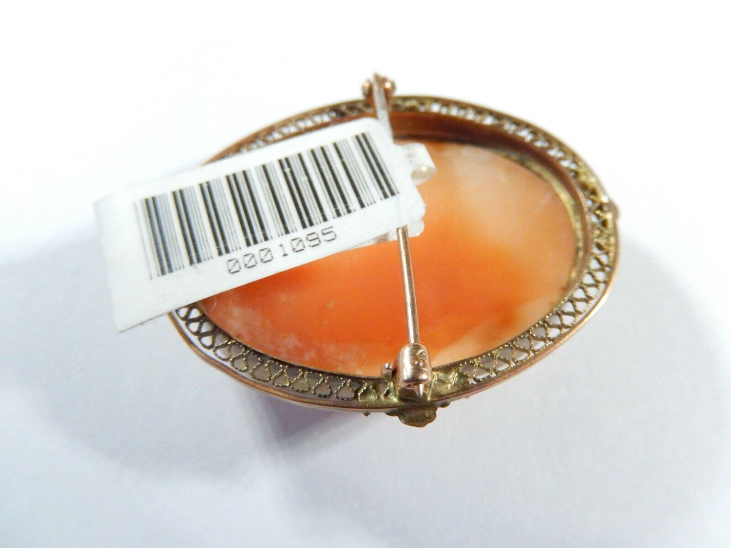 Beautiful VINTAGE 10k Gold Large Carved Shell Cameo Brooch Pin