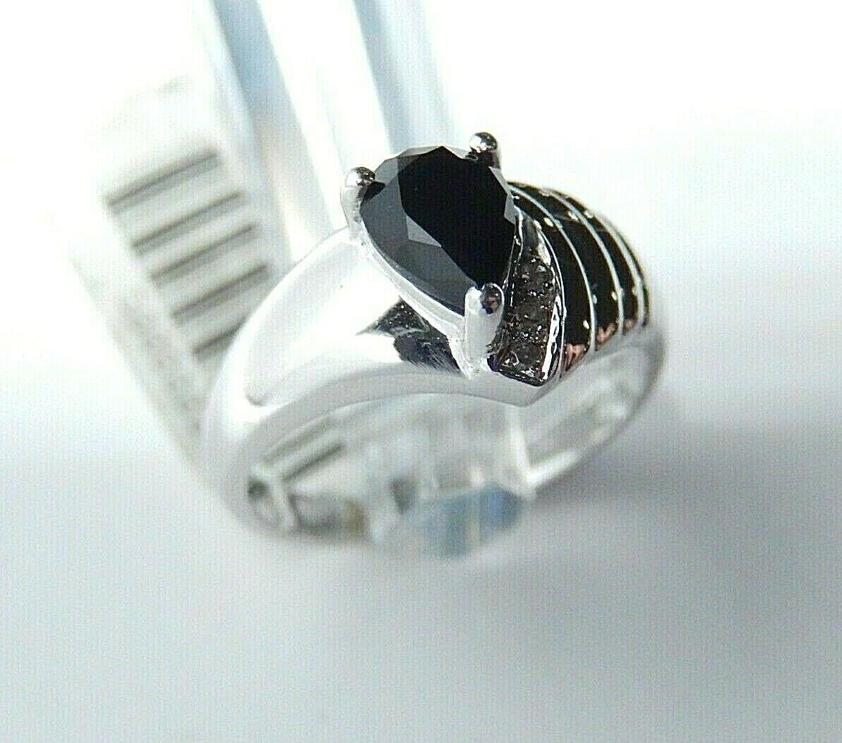 *NWT* 14k White Gold Ladies Faceted Pear Shape Black Onyx & Diamond Ring Size 7