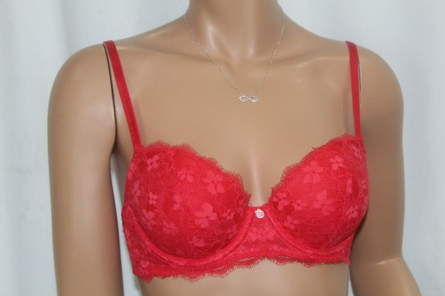 *NWT* VICTORIA SECRET Padded Lace Dream Angels Lined Demi Push Up Wire Bra  34C