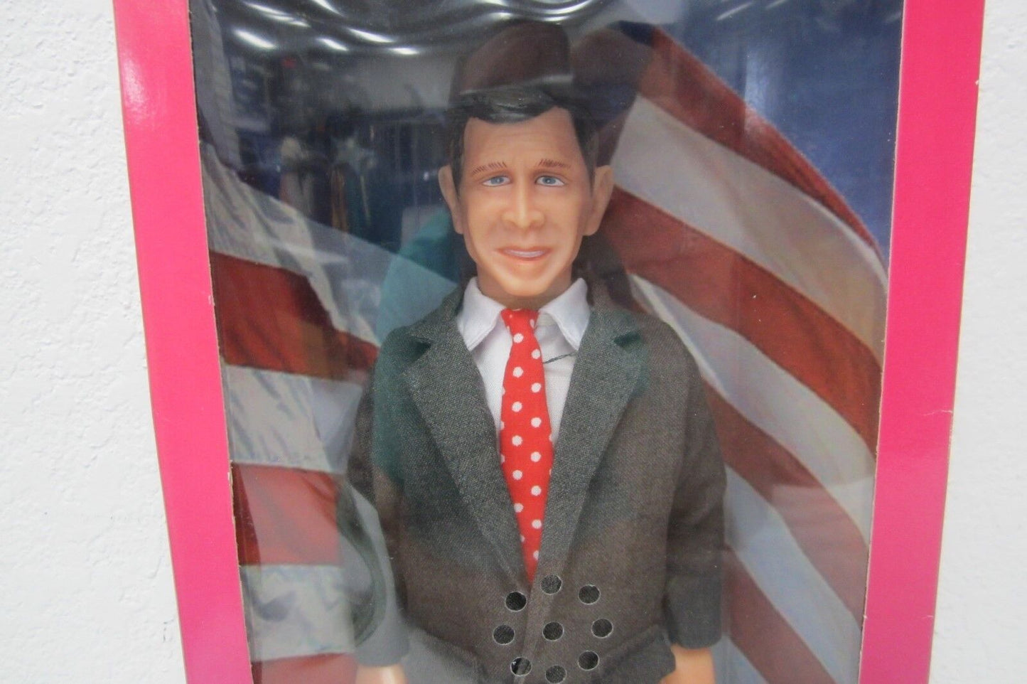 NIB GEORGE W BUSH Talking Presidents Figure Doll never out of box