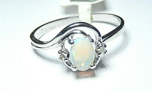 *NWT* 10k White Gold Oval Opal And Diamond Ring Size 6.5