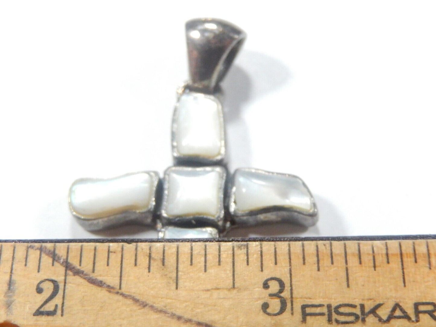 *VINTAGE*  925 Sterling Silver -  Mother Of Pearl Religious Cross Pendant
