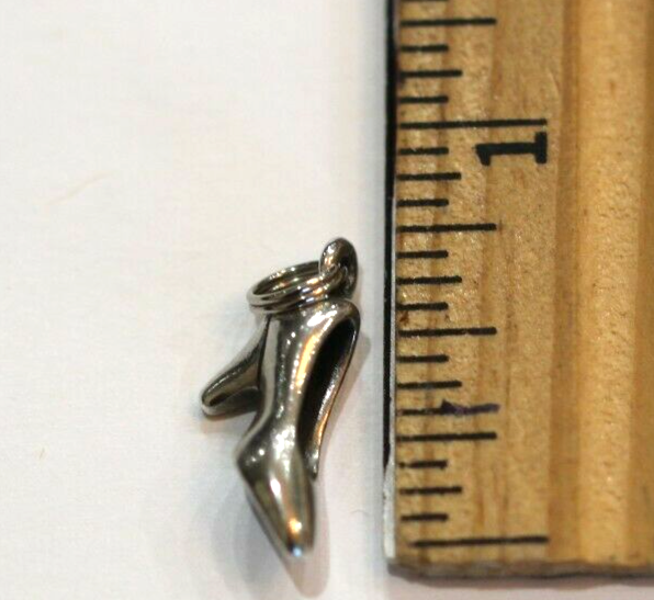 *RETIRED*  James Avery Sterling Silver 3D Closed Toe High Heel Shoe Charm