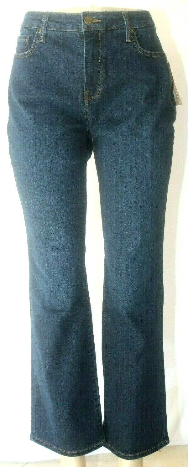 *NWT* $109. NYDJ Women's Petite Size Barbara Bootcut Cooper Jeans Sz 6P