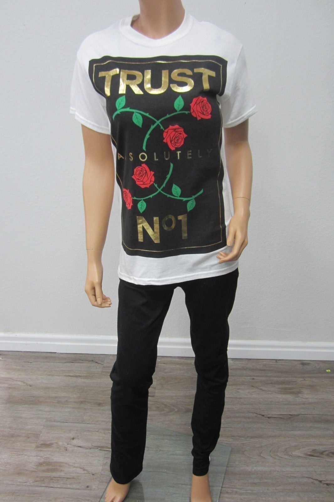 NEW Women's Poison Graphic Band T-Shirt