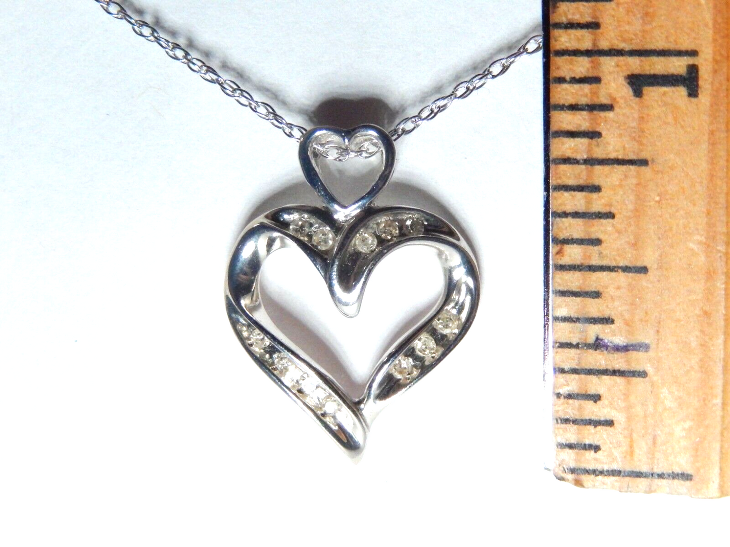 10k White Gold 1/8CT Natural Round Diamond Heart Pendant w/18" 14K Chain