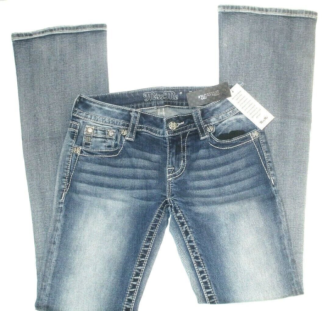 *NWT* $104.  Miss Me L3343B Chloe Boot Embroidered Cross Pocket Jeans W26 x L34