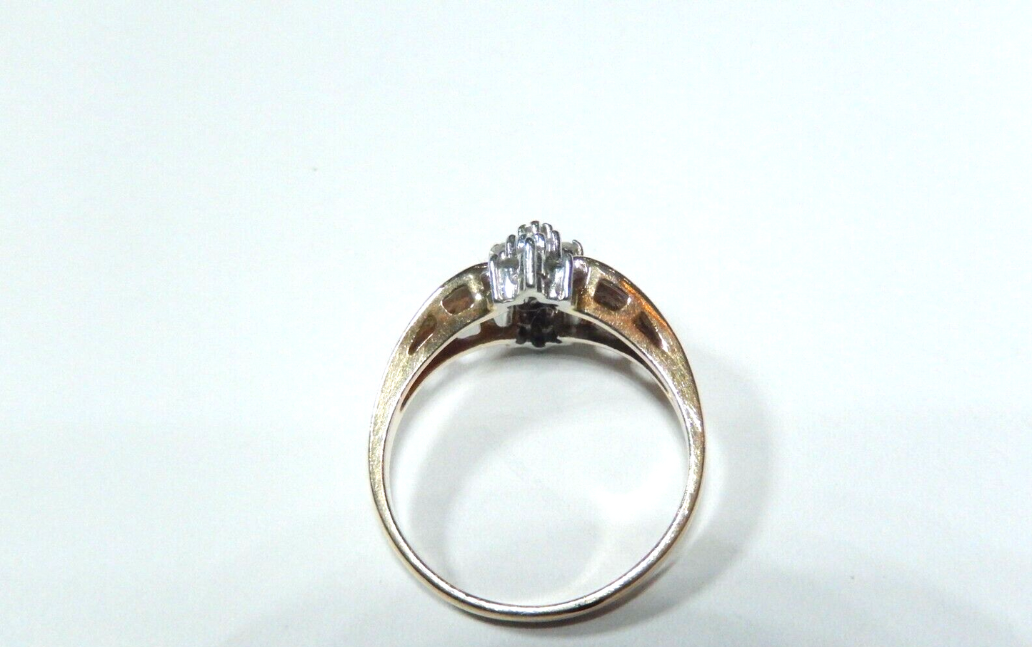 10K YELLOW GOLD .33CT  DIAMOND CLUSTER COCKTAIL  RING SIZE 7