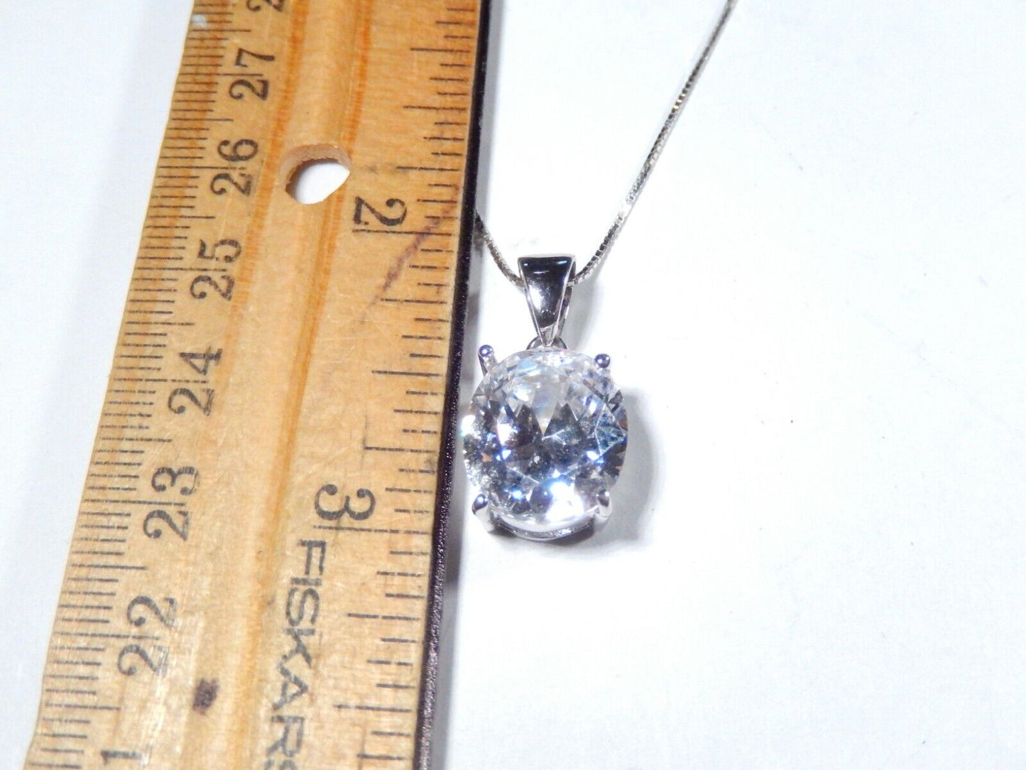 *VINTAGE*  Sterling Silver 10.0 CT CZ Solitaire Pendant with 18" Sterling Chain