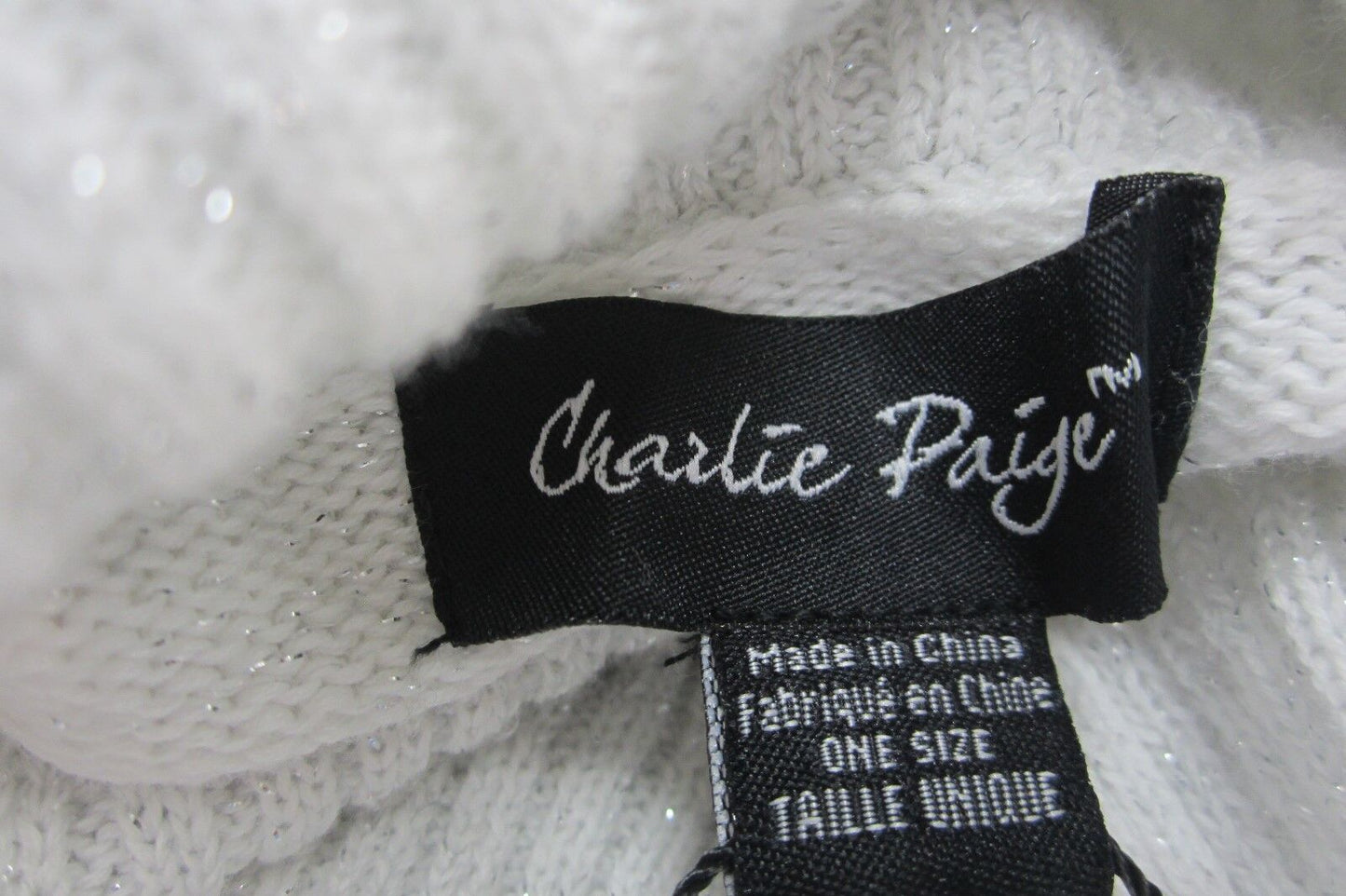 *NWT*  Charlie Paige CUTE White Sparkle Knit Poncho New Size One Size Fits All